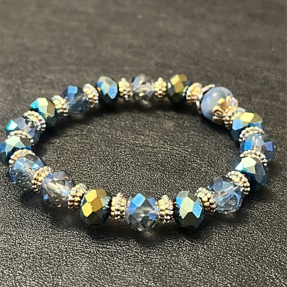 AB Faucet Crystal With Gold-tone Spacer & Natural Stone Bead Stretch Bracelet - Picture 12 of 16